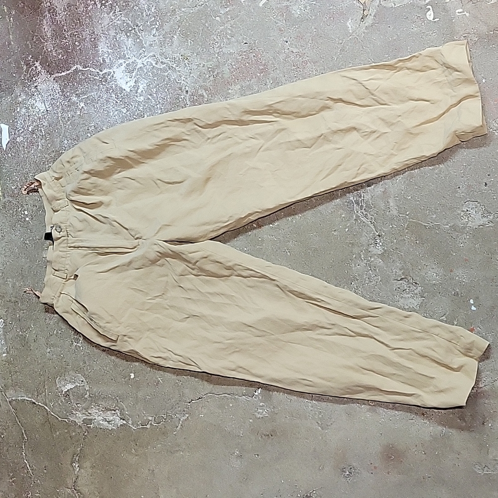 Harold's pants